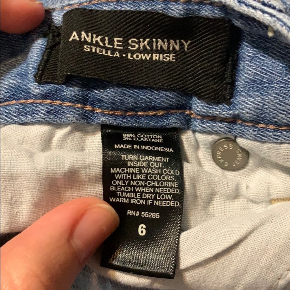 Jeans - Picture 4 of 4